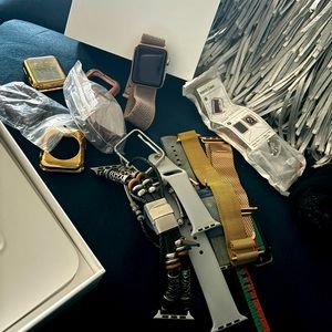 Iwatch series 3 42mm GPS